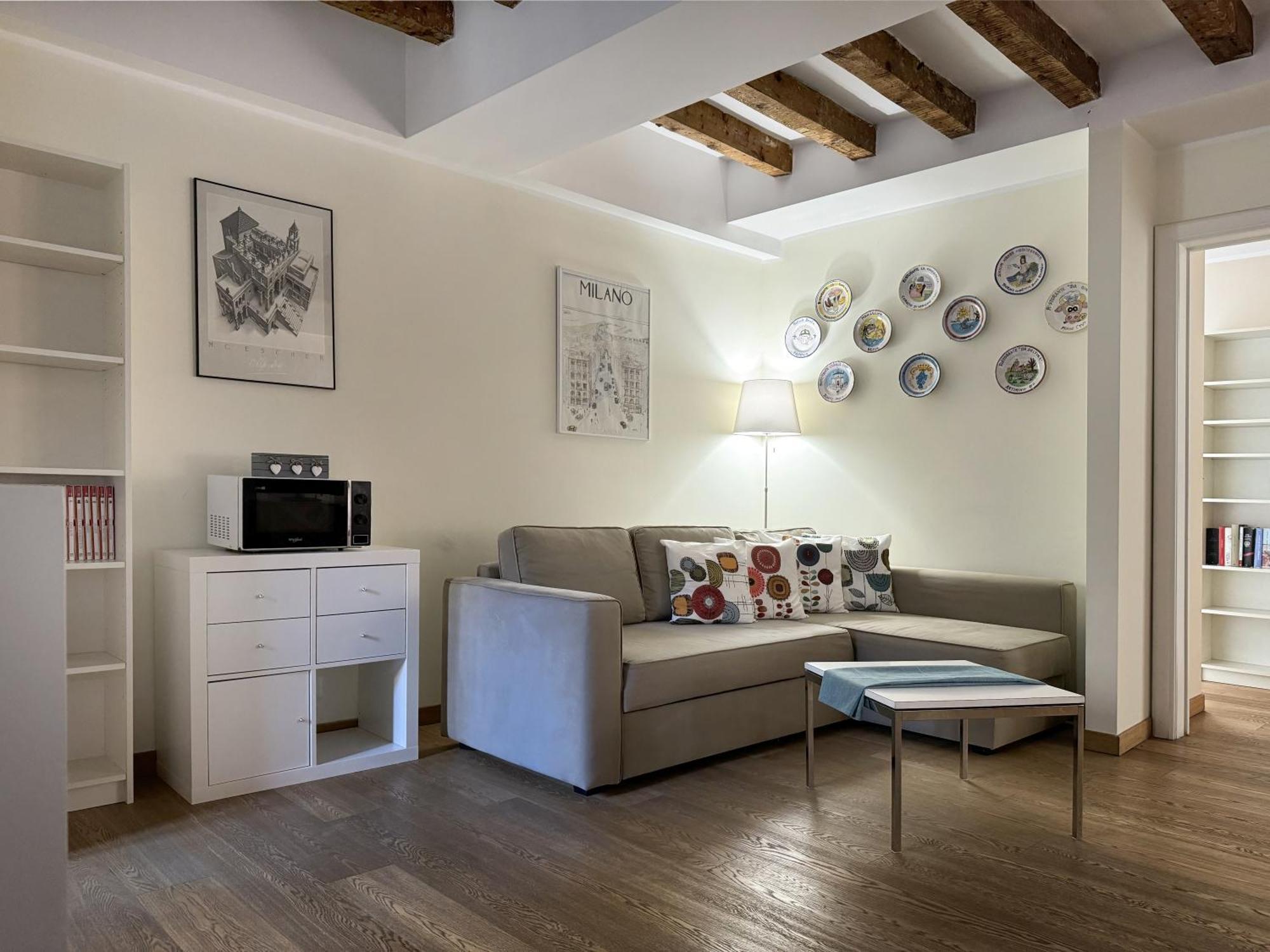 Апартаменты Joivy Cosy Ticinese Retreat 1-Bed Flat Near The Duomo Милан Экстерьер фото