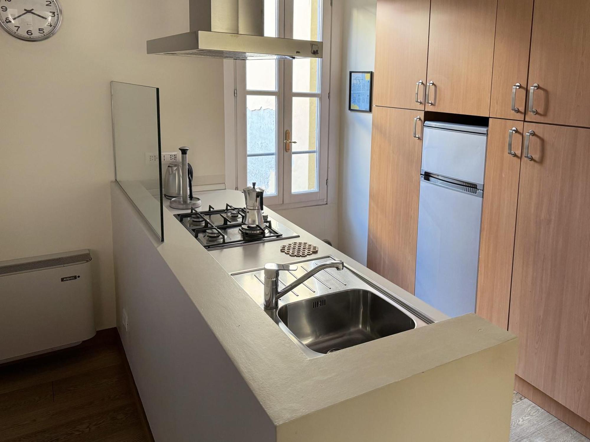Апартаменты Joivy Cosy Ticinese Retreat 1-Bed Flat Near The Duomo Милан Экстерьер фото